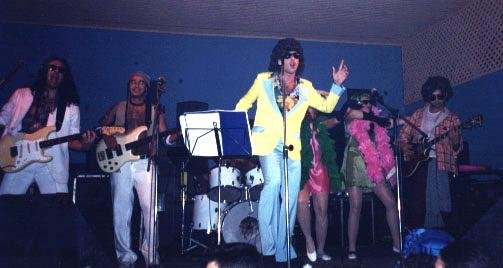 Cleomar Sampaio and Sweet Aliens